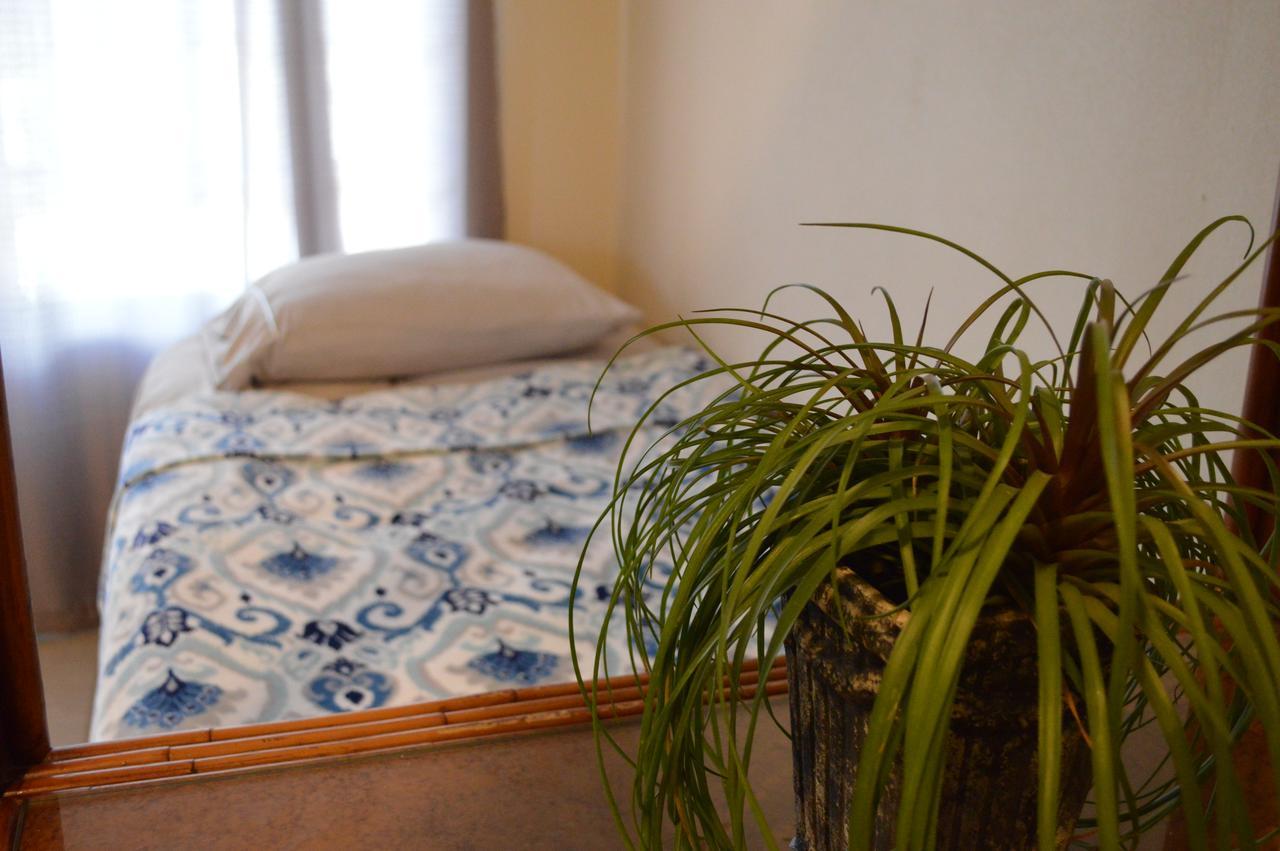 Хостел The Lahaina Beach House Экстерьер фото