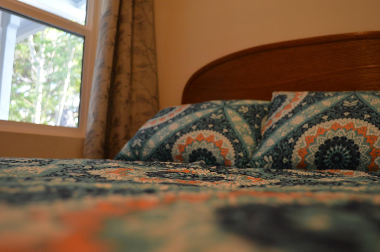 Хостел The Lahaina Beach House Экстерьер фото